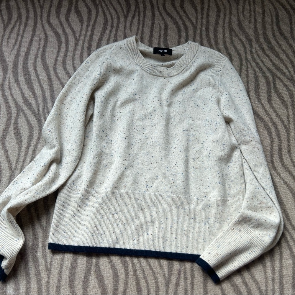 100% CASHMERE ME+EM Cream Sweater with Navy Trim